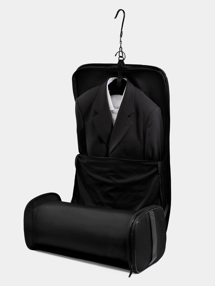 C35 Garment Bag